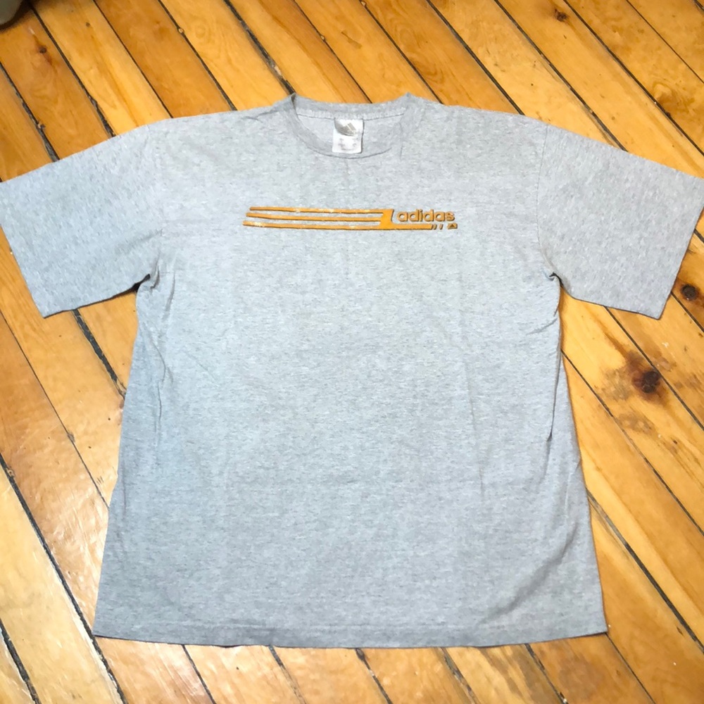 Vtg Adidas t shirt
